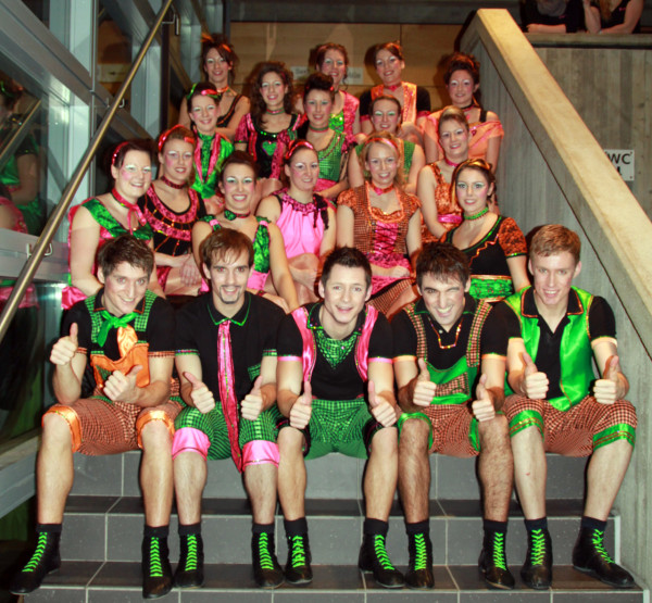 Die Gemischte Schautanzgruppe der FGH in 2012 mit "Bauer sucht Traumfrau"