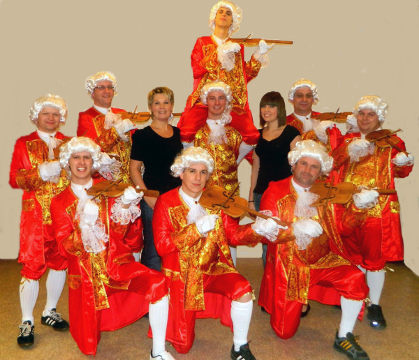 Das Männerballett 2012: Mozart goes from Rock to Pop